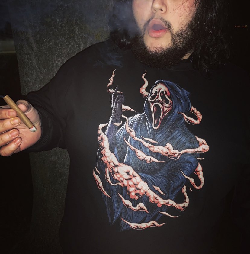 MedicatedMerch's tweet image. What’s Your Favorite Strain? 🔪

medicatedmerch.com

#Ghostface #scream #high #smoking #blunts #horror #HorrorFam #halloween #halloween2021 #spooky #420life #stoner #StonerFam #unisex #clothing #crewneck #more #color #options #instore #shoponline #stay #medicated