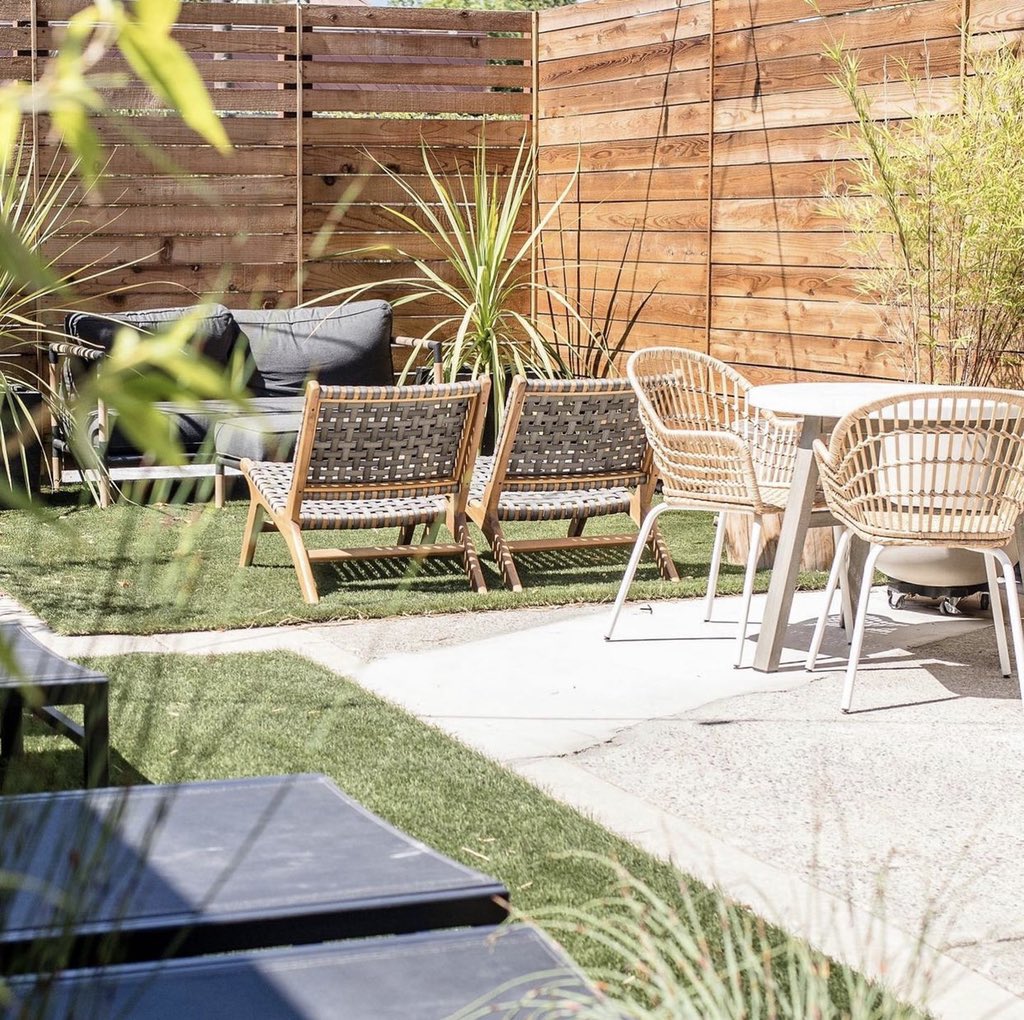 Put your feet up and rest your soul at <a href="/UrbanBaths/">Asha Urban Baths</a> this week. 🌱

📸: #AshaUrbanBaths
#GreaterBroadwayDistrict #VisitSacramento #Sacramento365
#Sacramento #DowntownSac #Landpark