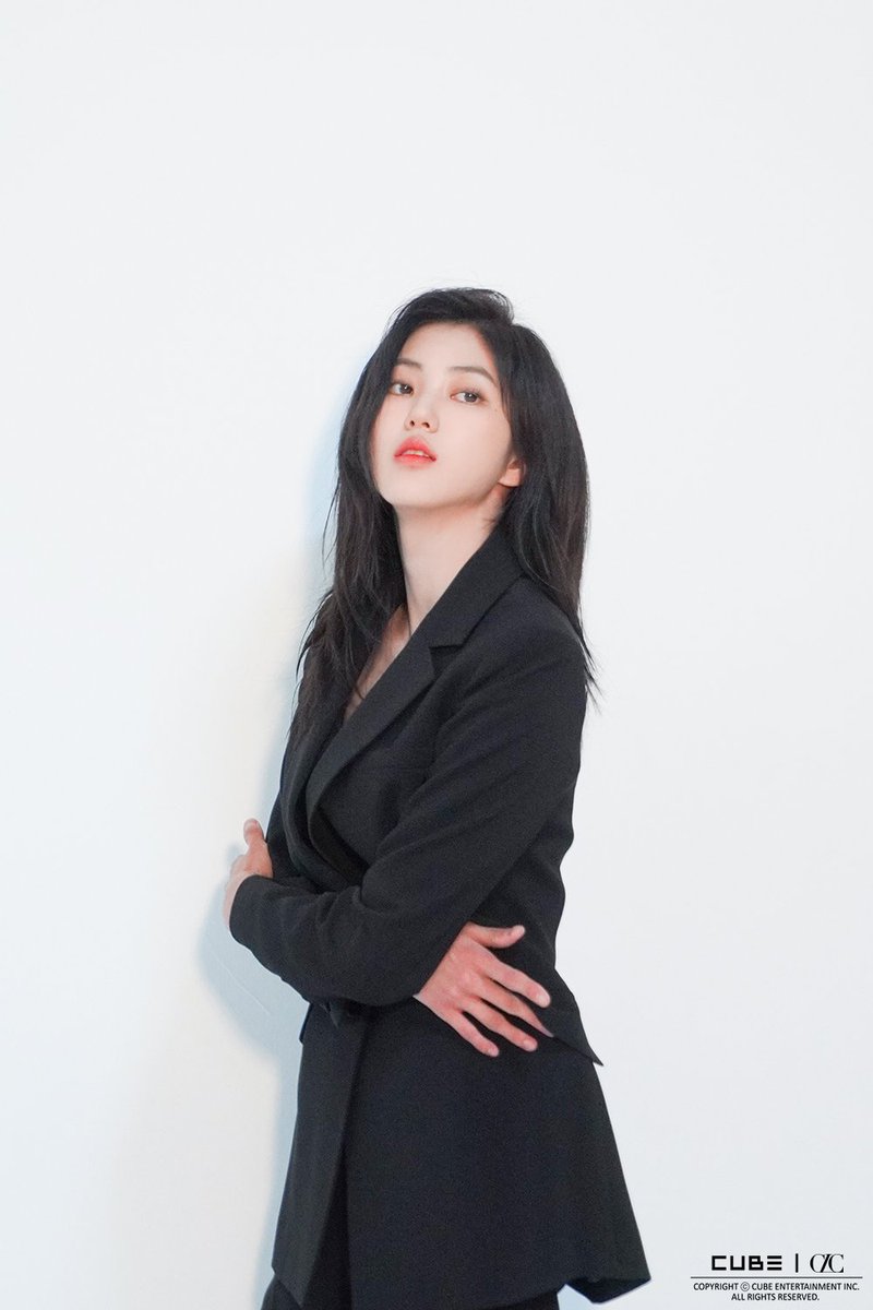 9510MHz's tweet photo. Kwon Eunbin you gorgeous human being https://t.co/HBRTtgUgI8