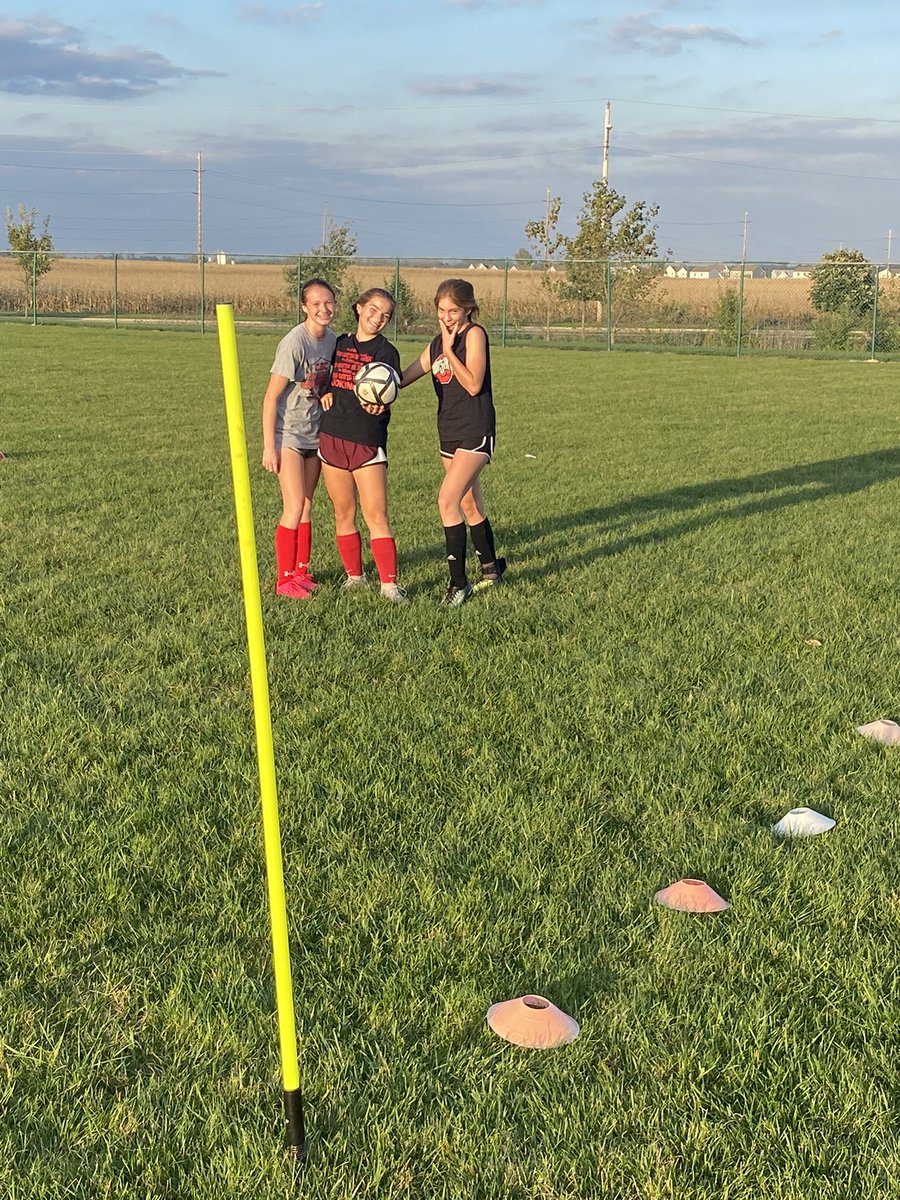 2021 Foot Volley Crown goes to the young guns Carly, Kassie and Lily!  WELL PLAYED LADIES!             ❤️🤍⚽️🔥