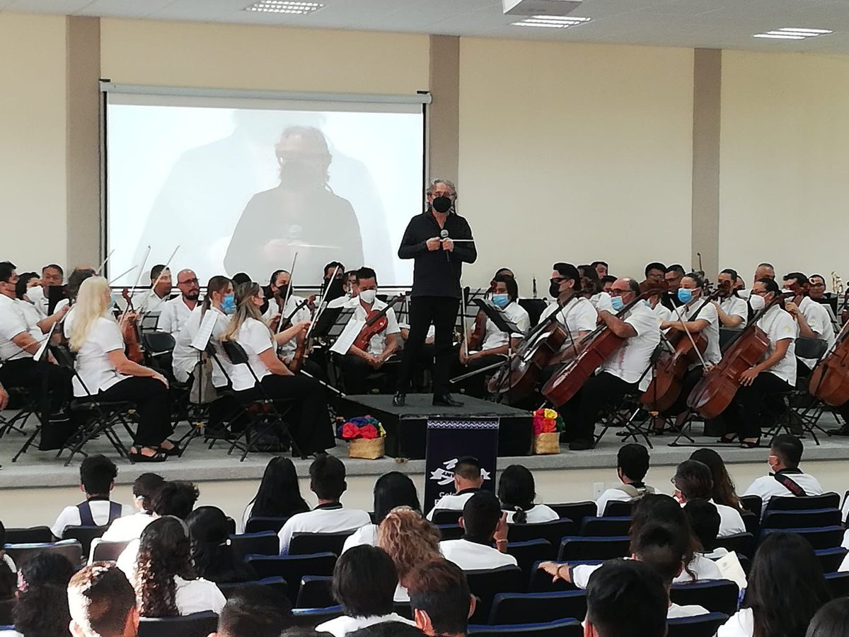 SecuGro's tweet photo. REANUDA LA FILARMÓNICA DE ACAPULCO SUS CONCIERTOS PRESENCIALES / @OFAcapulco ✨
                                                 
* Engalana los festejos del XXXVIII Aniversario del  Colegio de Bachilleres   Guerrero https://t.co/kUSKUmGf71