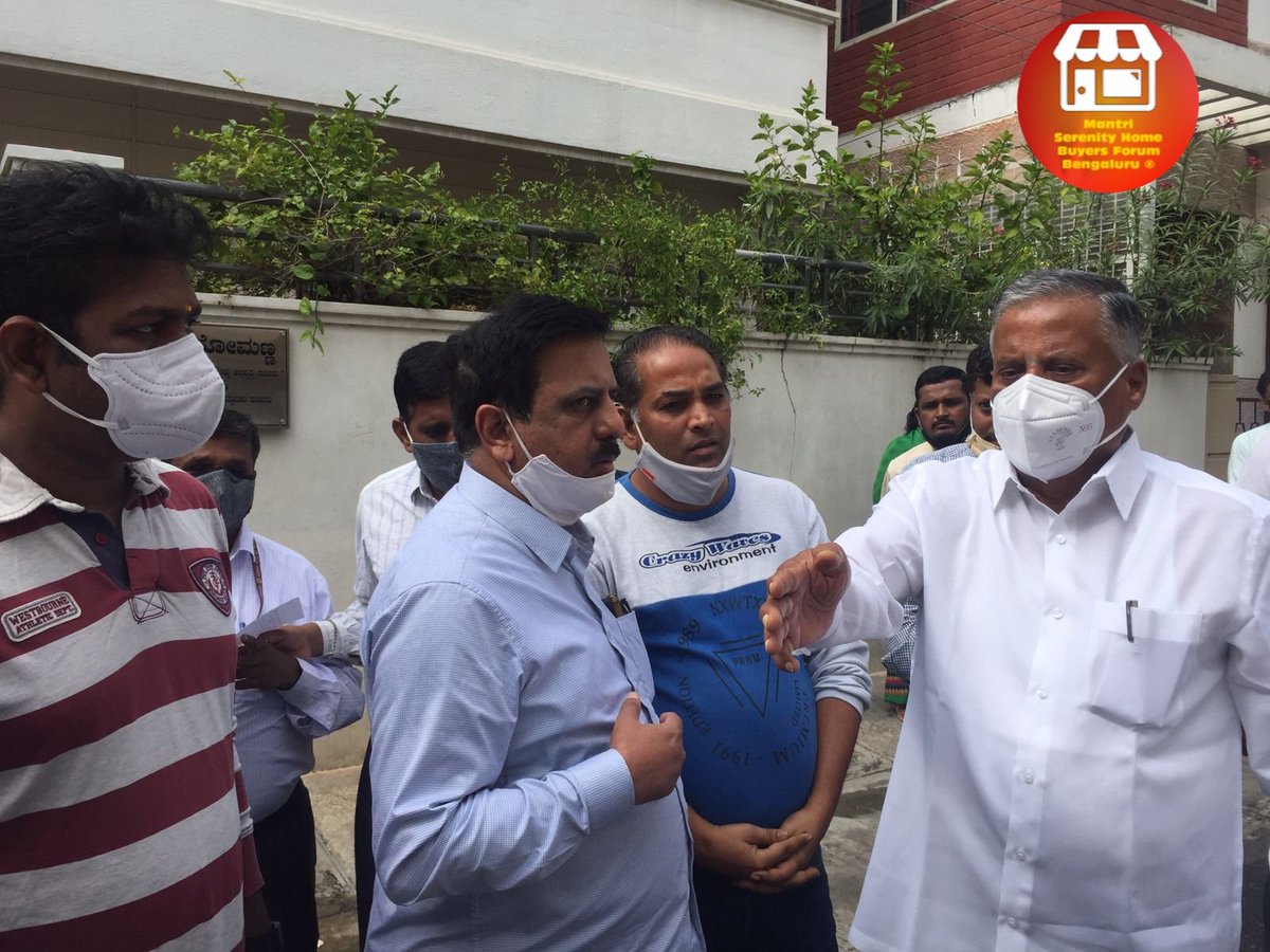Today, home buyers association representatives met the honorable housing Minister of Karnataka Sri <a href="/VSOMANNA_BJP/">V. Somanna</a> to express the difficulties and challenges faced by home buyers due to inefficient and ineffective functioning of #RERA in Karnataka.
<a href="/CMofKarnataka/">CM of Karnataka</a> <a href="/FightforReraKar/">Forum for people's collective efforts-Karnataka</a>
