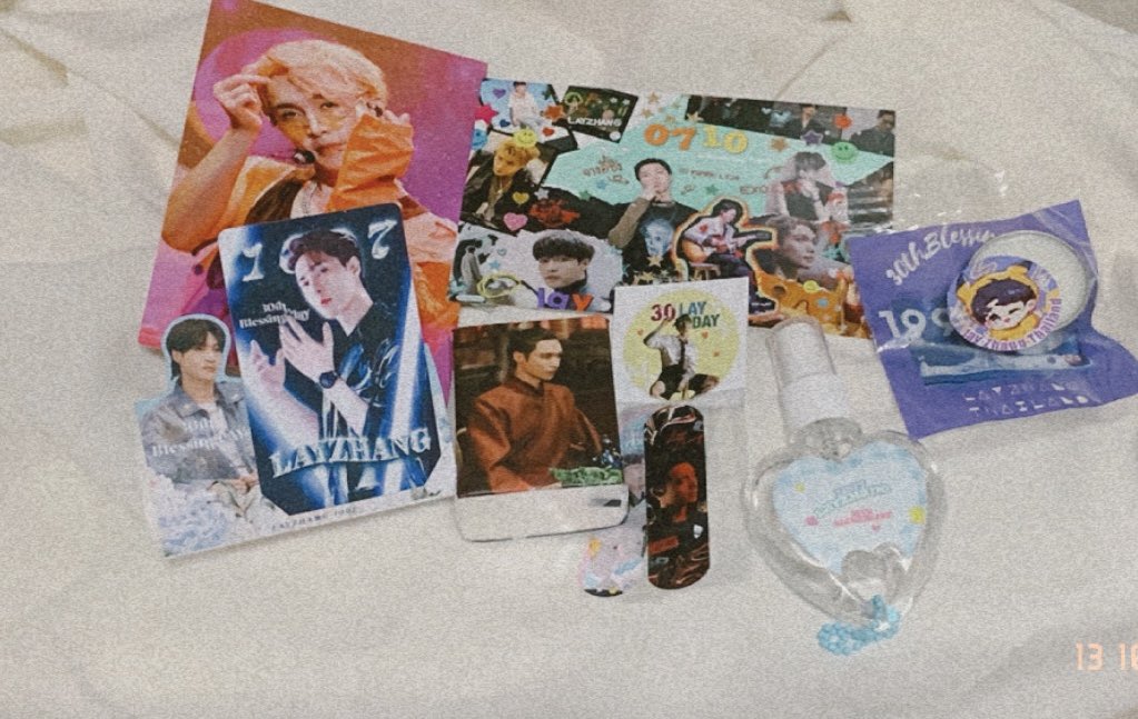 blalaboo's tweet photo. ในที่สุดดดดดด ของเยอะทับใจมากกๆค่ะ >< #30thBlessingLAY https://t.co/VoqizS9LNJ