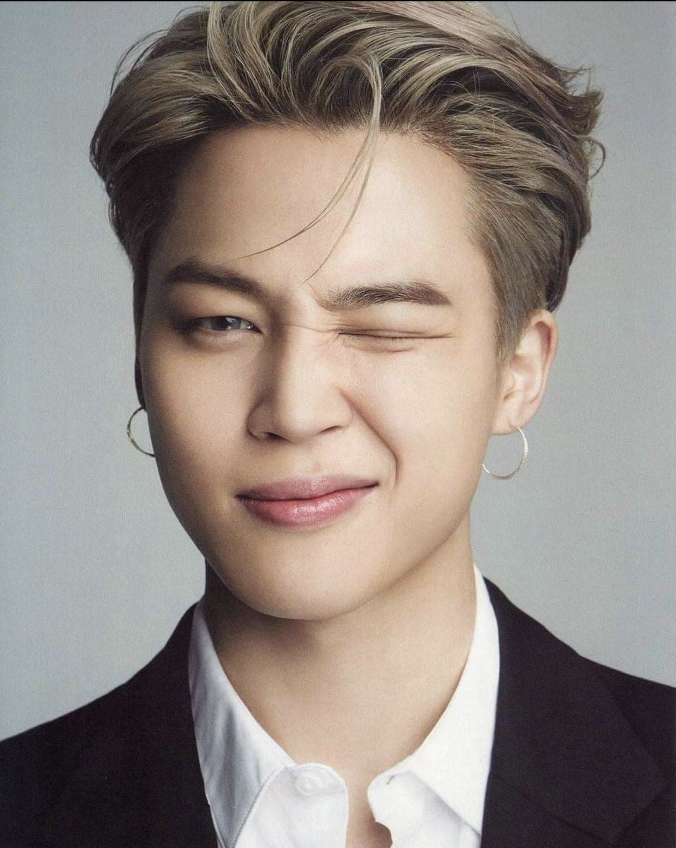 ParkChimmim's tweet photo. HAPPY BIRTHDAY MAHAL 💜
No more long messages bec you already know how I feel. charot haha 😂😘 I love you, Jiminie @BTS_twt 

#JIMINDAY #JIMINTOBER 
#HappyJiminDay
#LightOfOctober
#1013Serendipity
#OurAngelJimin
#HappinessFairyJimin
#MagicalVoiceJimin 
#WorldwideSweetheartJimin https://t.co/mRG6yE3LPM