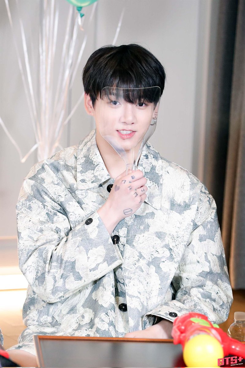 jjklve's tweet photo. [Behind Cut] Run BTS EP. 155 | #JUNGKOOK 📷 https://t.co/XD7F1ITIqw
