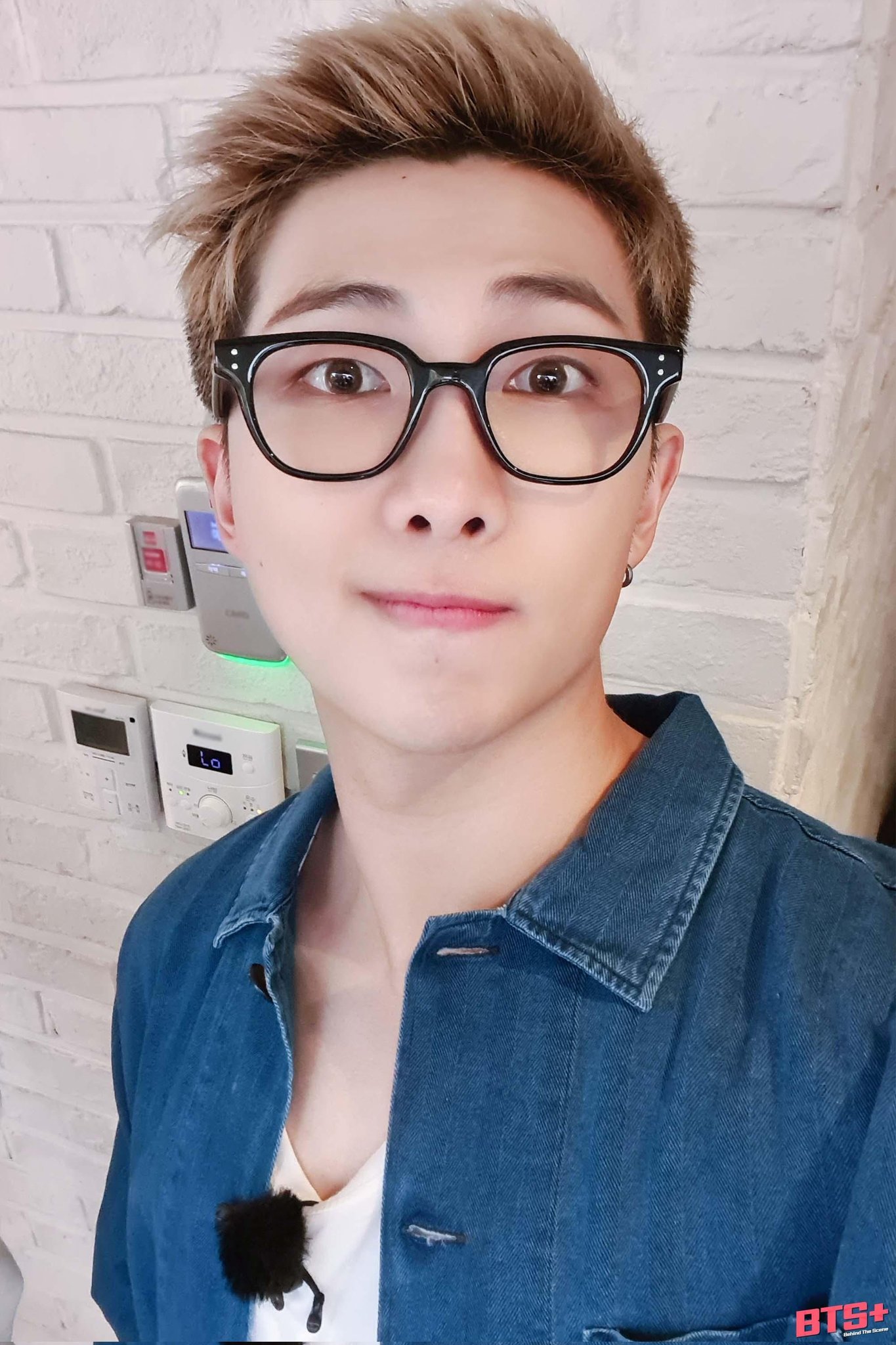 BTS' RM adds a bit of spice to Namjooning with a mirror selca on