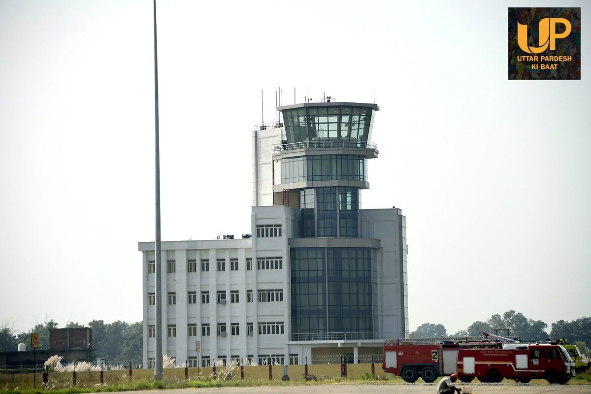 UpKiBaatNews's tweet image. कुशीनगर इंटरनेशनल एयरपोर्ट
🌐 उत्तरप्रदेश का चौथा इटरनेशनल एयरपोर्ट
🌐 भगवान बुद्ध की धरती पर देश-विदेश से आते है लाखों पर्यटक
🌐 PM 20 अक्टूबर को करेगे उद्गाटन
🌐 4800 वर्ग मीटर में जर्मन फैब्रिक मैटेरियल की टर्मिनल बिल्डिंग
🌐 600 एकड़ एरिया रनवे 3200 मीटर लंबा व 46 मीटर चौड़ा