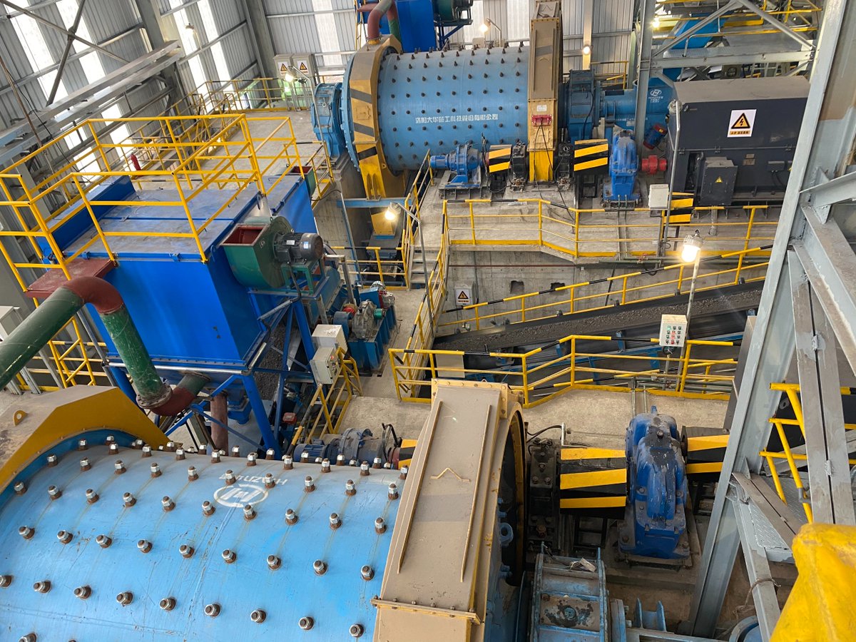 CrusherDahua's tweet image. GMB3235 Rod mill used for steel slag crushing.
Discharge Size: 0.8-0.074 (mm)
Processing Capacity: 2.8-32 (t/h)
#rodmill, #stonecrusher
Please contact us to get latest quotation.
👉Email: lydhchina@huazn.com 
👉Whatsapp: 0086 13938852499
👉Web: lydhchina.com