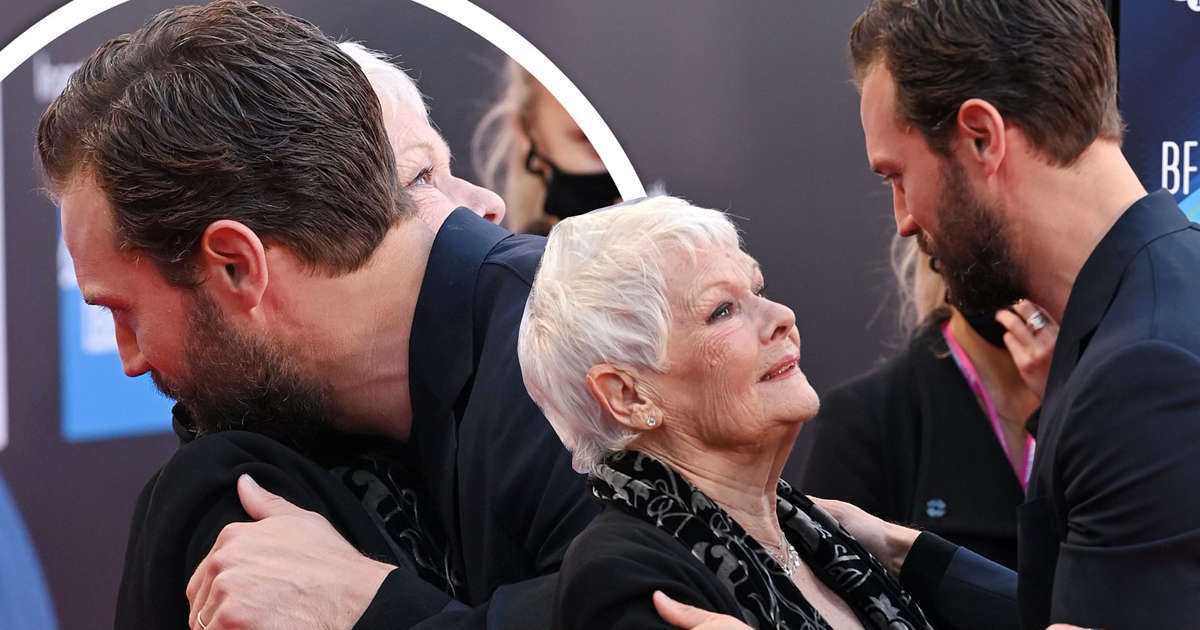 Good morning everyone in Jamieland. Wishing you all a very safe and happy Wednesday. Please take care🌤️🧥😷 #Jamie with #DameJudiDench #LFF #Belfast