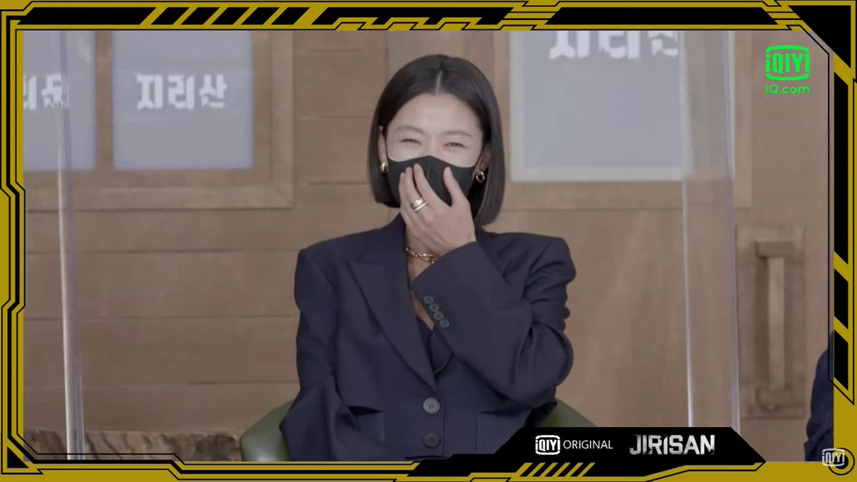i love how the camera focuses on jun ji hyun when she laughs #Jirisan