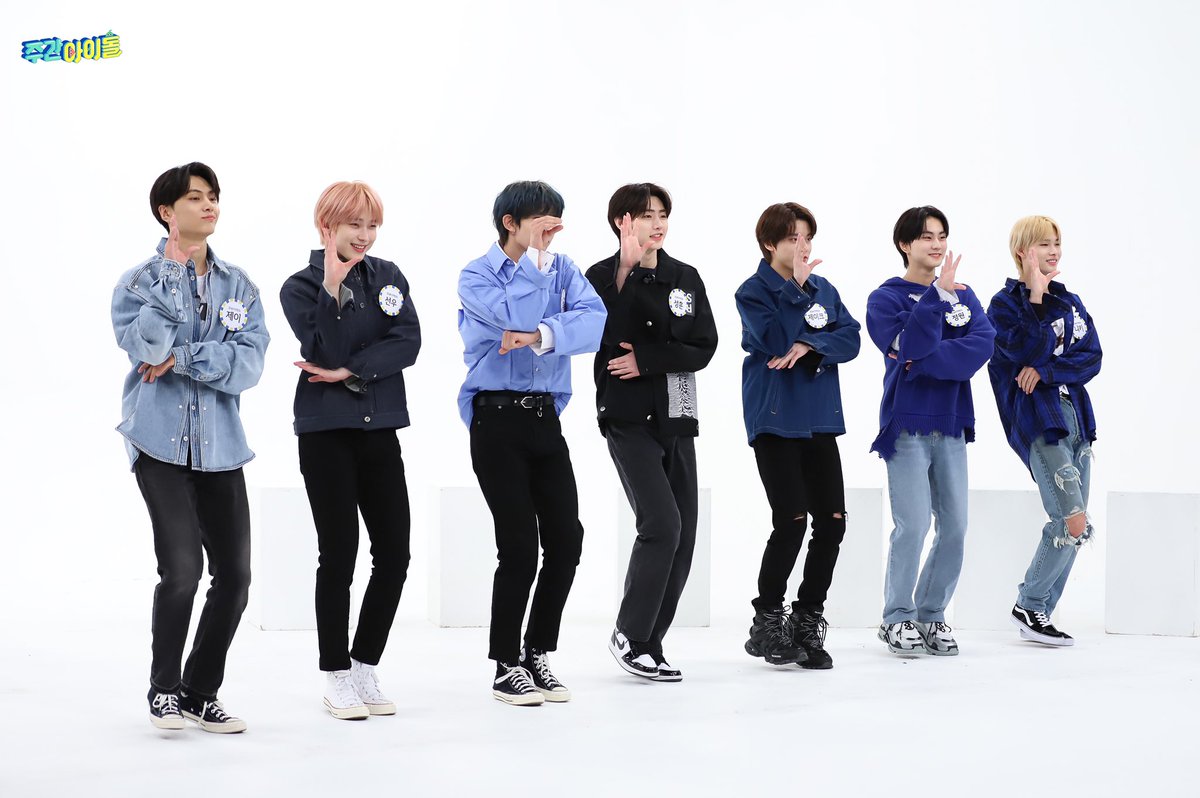 arcticofsun's tweet photo. 주간아에서 Permission to dance 추나봐 https://t.co/HV9KhIOPzt