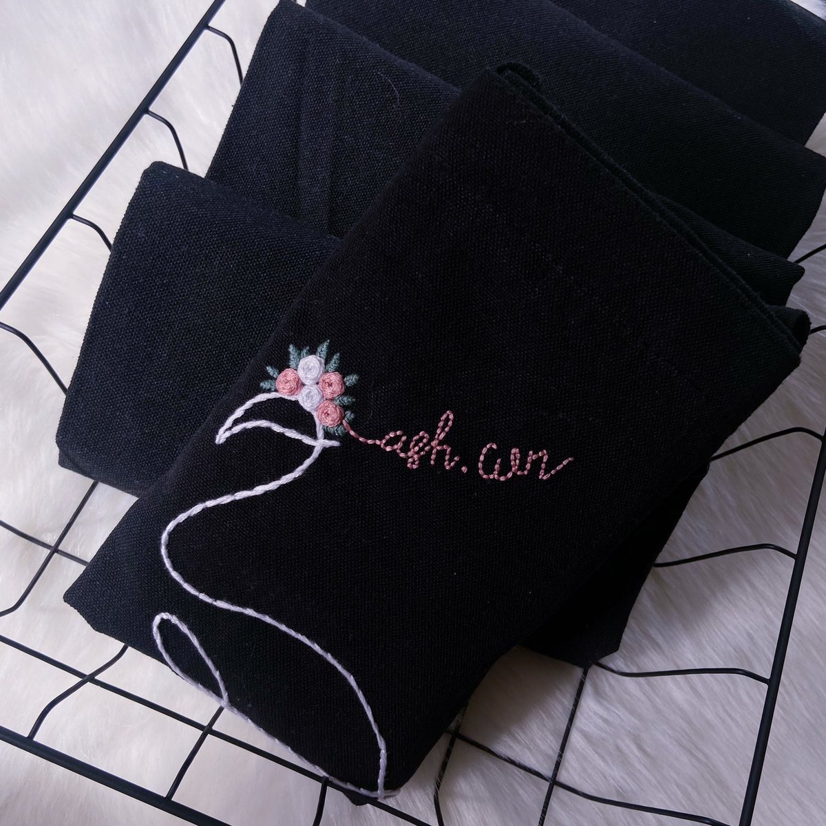 i_embroid's tweet photo. Black totebag available now ❣️🙈 https://t.co/cthYsZU9a4