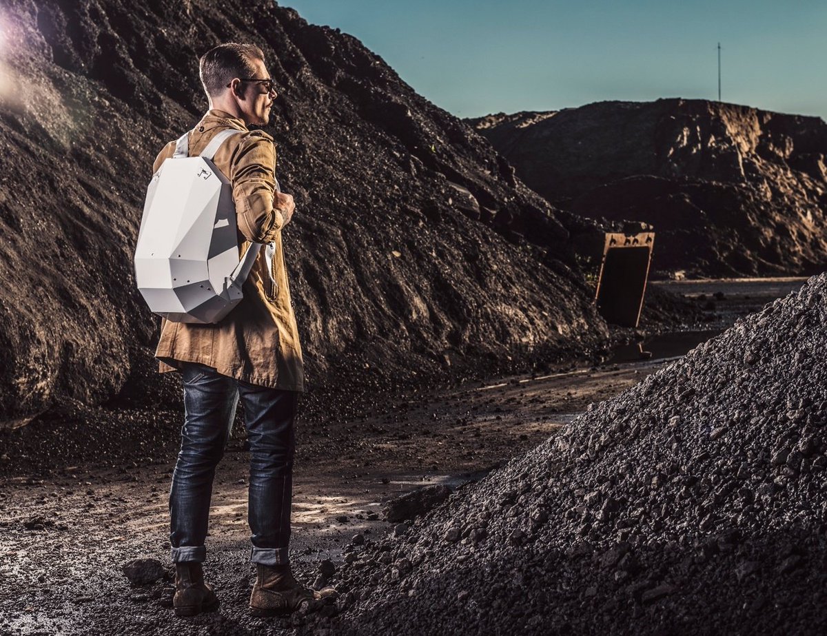 Solid_Gray_Jp's tweet image. 世界70か国以上の方々に愛されるオランダ、アムステルダムを代表するデザイナーバックパック。

2021年10月14日(木)12:00よりクラウドファンディングサイト、GREEN FUNDINGにて予約販売開始します。

詳細はプロフィール欄をご確認くださいませ。

#solidgray
#ソリッドグレー