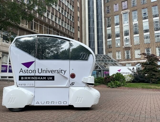 🚗 Have you seen the brand new 'Auto-pod', our own autonomous vehicle on campus?

💡 This driverless pod, the first of its kind to arrive in Birmingham, will enable students to learn more about the future of travel through technology.

👉 Find out more: orlo.uk/FUrLS