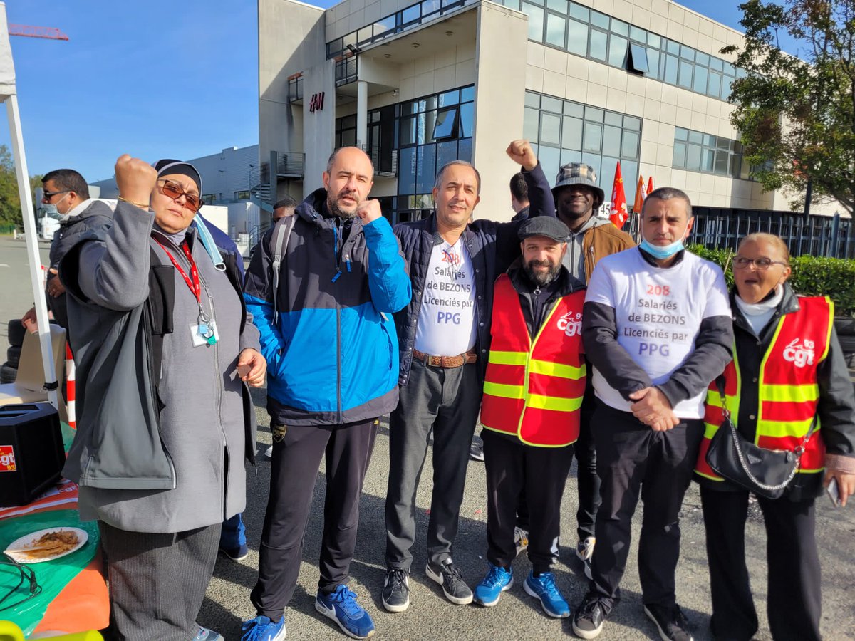 Lila69860203's tweet image. maps.app.goo.gl/TqtmZuS1JcHkLs…
Soutien des PPG ce 13 octobre des H&amp;amp;M des PPG se sont rendus sur place pour échanger avec eux.
L&apos; intersyndicale  de Bezons a fait un don pour soutenir les grévistes.