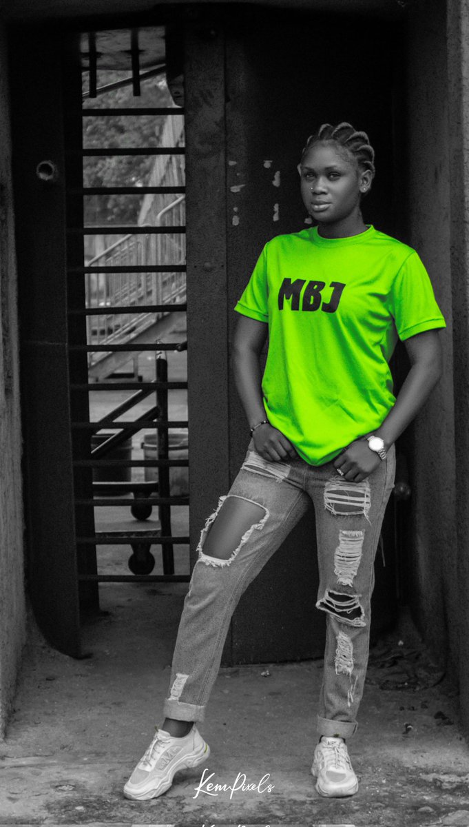 mbjsports's tweet photo. Wear a name your proud of..shop our training and outdoor wears..shop #MBJ
.
.
.
#sports #fitness #nba #workout #trainning #sportscard #fitfan #nike #espn #lifestyle #fitnessjourney #sportsnews #sportcenter #crossfit

@MBJbrand @Nike @SportsCenter @BBCSport @SkySportsNews https://t.co/yqLmVT5U4h