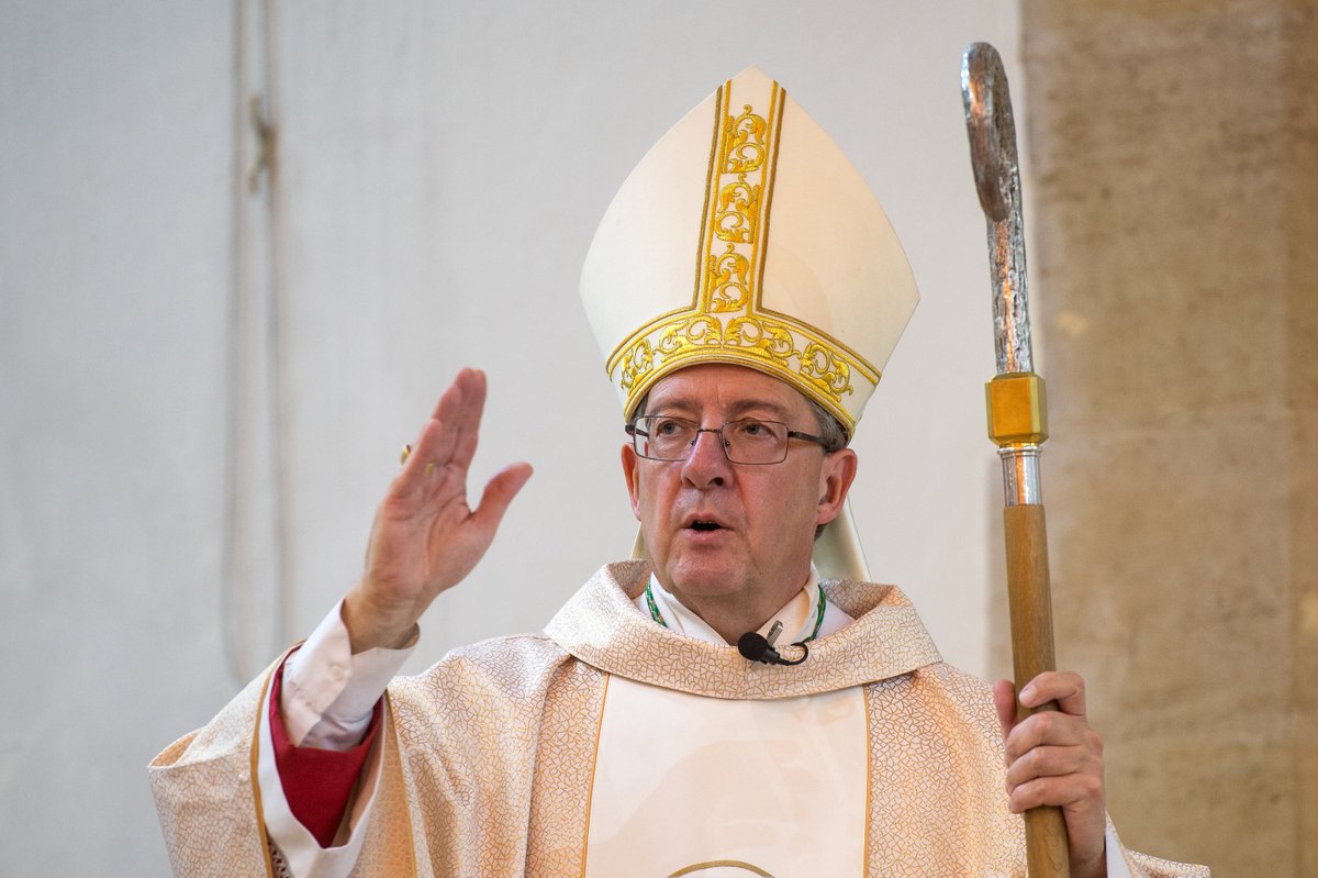 Westminster Diocese (@rcwestminster) on Twitter photo PODCAST: Issues of Life #WestminsterRecord
Feat. Bishop <a href="/johnhilta/">Bhp John Sherrington</a>, Auxiliary Bishop of <a href="/RCWestminster/">Westminster Diocese</a> & Bishop for Life at <a href="/catholicEW/">Catholic Church</a> , and Dr Sian Davies, Palliative Care Specialist.
š§LISTEN: anchor.fm/rcwestminster PODCAST: Issues of Life #WestminsterRecord
Feat. Bishop <a href="/johnhilta/">Bhp John Sherrington</a>, Auxiliary Bishop of <a href="/RCWestminster/">Westminster Diocese</a> & Bishop for Life at <a href="/catholicEW/">Catholic Church</a> , and Dr Sian Davies, Palliative Care Specialist.
š§LISTEN: anchor.fm/rcwestminster