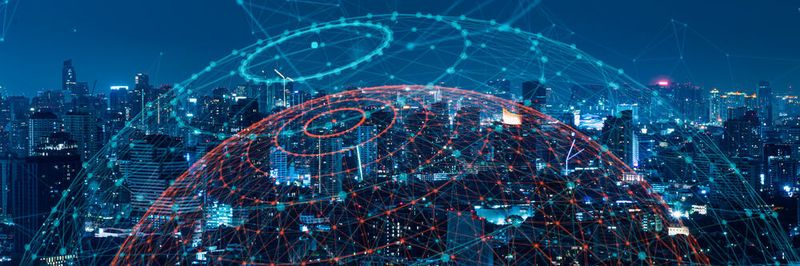 Decentralized urban mobility - a new approach of keeping the diversity and competition between mobility providers but allowing a new way of collaboration 
Our CEO <a href="/SophiaRoediger/">Sophia Roediger</a> and advisor <a href="/uspankowski/">Ulli Spankowski</a> share their thoughts on #DeMo in a feature article of the @BCInsiderde