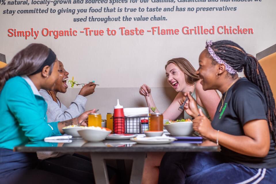 LugarDePollo's tweet photo. Let's Lugar 
The Lugar Experience 

Sit In available for fully vaccinated customers
#letslugar #lugarhome #HarareFoodies #yummyfood #takeaway #FlameGrilled https://t.co/ss4pNkAL82