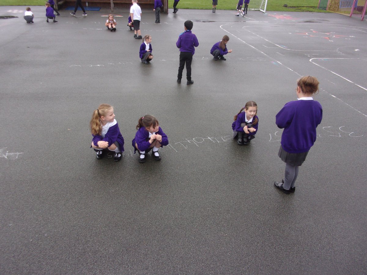 MissJenkinson's tweet photo. Y2 practiced their fluency 0-100 outside today. They tested each other by hiding numbers in a sequence, we returned to class by solving some tricky @gareth_metcalfe #iseemaths sequencing problems. @GarswoodPrimary https://t.co/4qDsJNhOWI