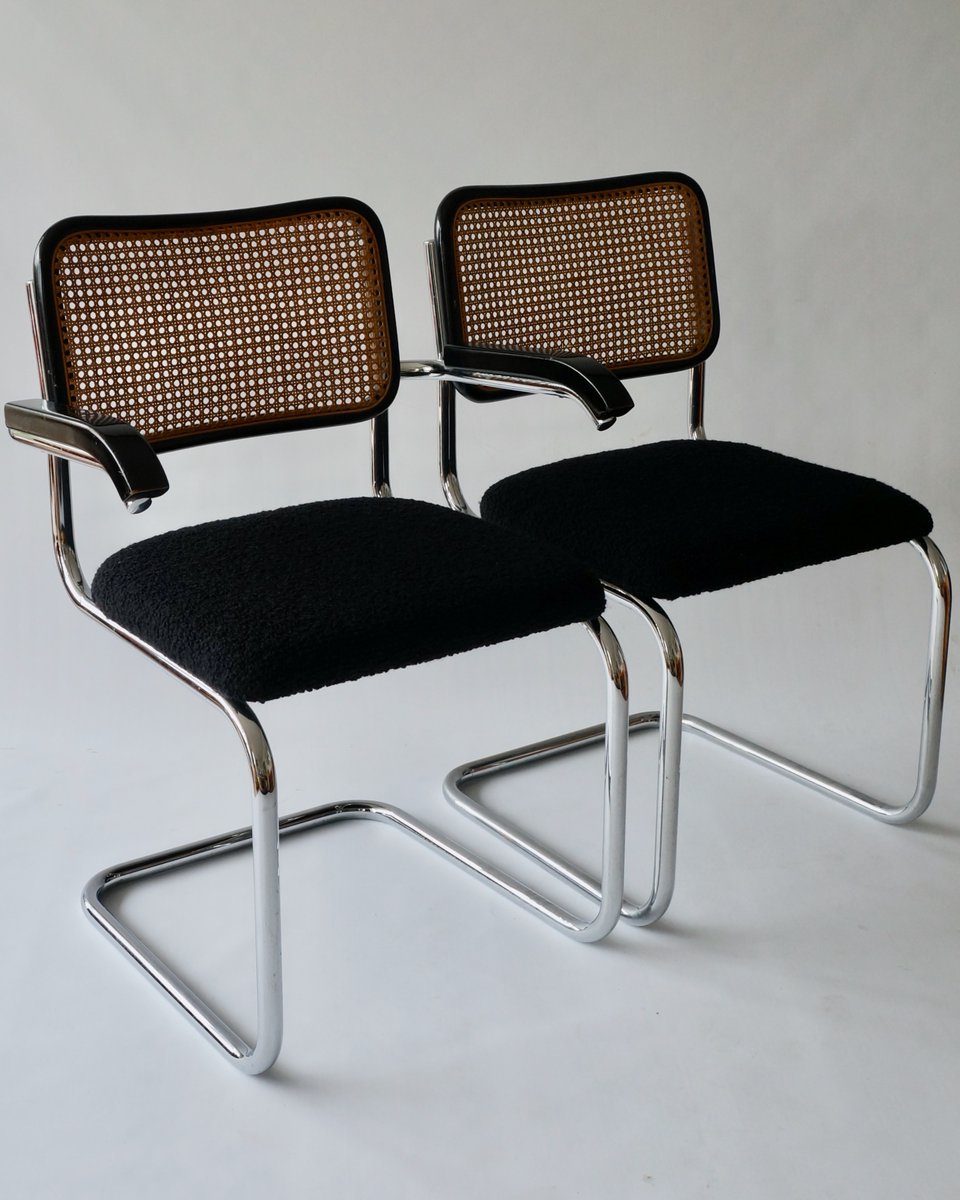 We've a number of vintage items currently available on the website - they don't tend to hang around for long and once they're gone, they're gone so feel free to hop over and take a look! studioandstore.com
#oldhamhour #shopsmallbusiness #vintage #vintagestyle