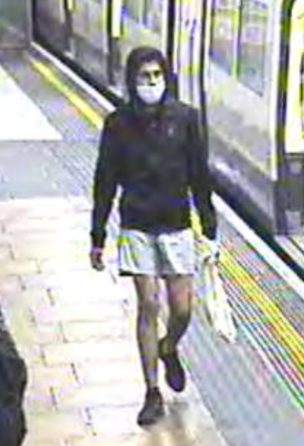 BTPCasey's tweet photo. Recognise him?

Officer investigating a series of incident exposure offences on the Underground are today releasing CCTV images in connection.

👉 https://t.co/O9EDq6IltN https://t.co/fnZ6ev7Auf