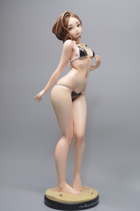 BLACK!!ビキニ見栄子グレー背景幕テスト。 