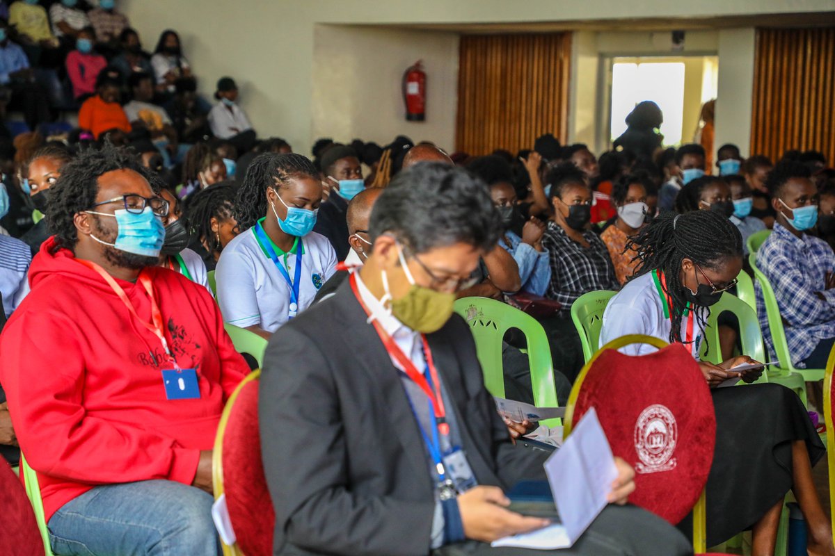 DiscoverJKUAT's tweet photo. The opening session for the #JKUATMDF Festival was a success. The SCDS students were able to interact and learn from the best in the communication sector.  As the breakout sessions conclude, we will also be live on YouTube @DiscoverJKUAT for the closing ceremony. https://t.co/EI8kyaEALq
