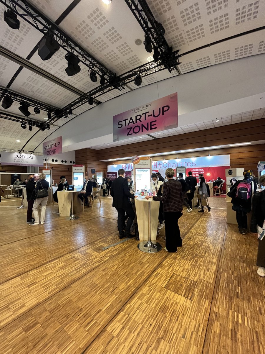 Cosmetic360's tweet photo. 16 of the most innovative international cosmetic start-ups are waiting for you in the start-up zone 😉
Come and meet these young talents and discover the beauty of tomorrow! ✨💡

#startups #cosmetic360 #cosmetics #fragrance #international #beauty https://t.co/uRctKwoRcL