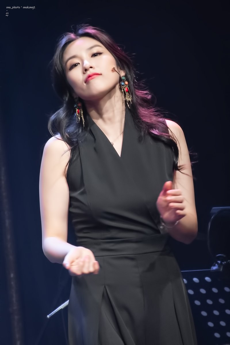 210922 오늘 처음 만드는 뮤지컬 낮공 오첨뮤 커튼콜 10
박은미 _ 반장, 엄마