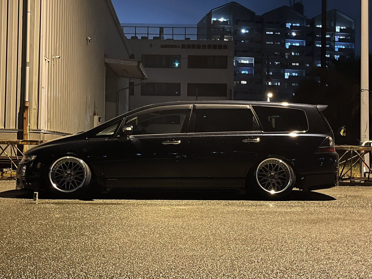 y_caoooo's tweet photo. とりあえず完成

workwheels
VSXX10j-18 Odisc rim138mm
18inch 14度通し https://t.co/PheWTrnf63