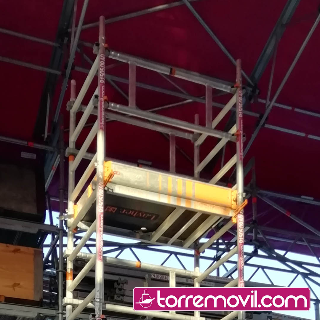 torremovil's tweet photo. El modelo de andamio móvil SoloTower puede ser montado y transportado por una sola persona. Descubre más sobre el andamio móvil SoloTower en el video https://t.co/KYdbJ2LH5K
···
#solotower #andamio #andamiomovil #torremovil #layher #andamiocertificado #mantenimiento #electricidad https://t.co/UrEHJOwOJk