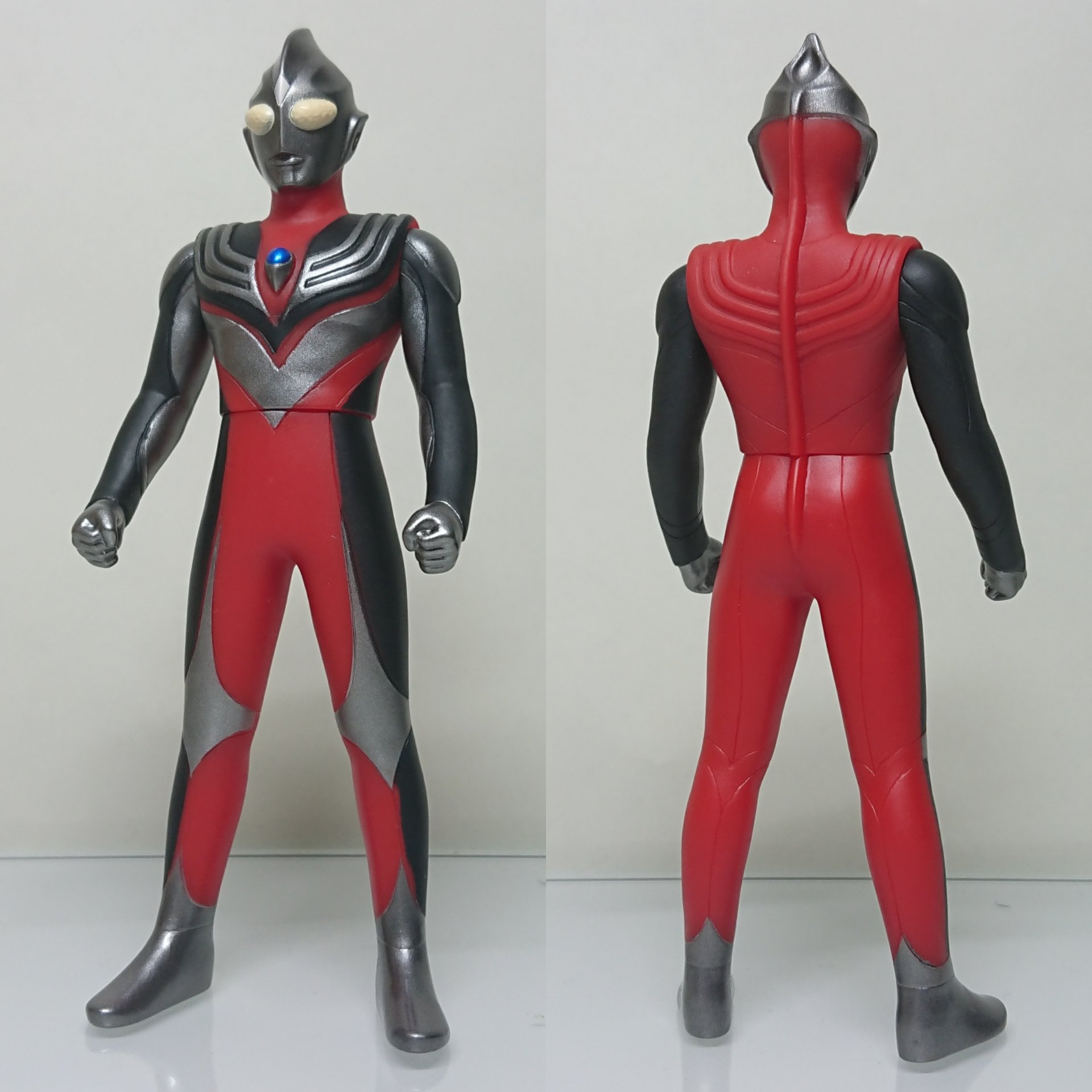ファイヤーギラス プレミアムバンダイ限定 ウルトラマンティガ The Final Odysseyセット ファイナルオデッセイ のダーク トルネード ブラストの豪華なソフビセットです ただ プレバン限定なので出来ればフル塗装が良かったです あなたのソフビ紹介