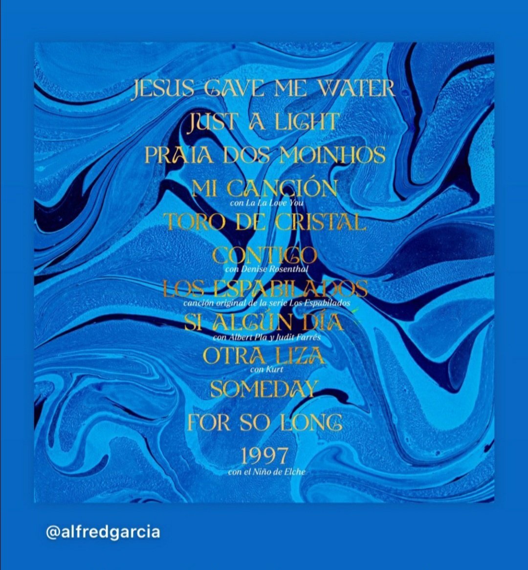 Josefinamartn3's tweet photo. 16 días !! 
#1997Tracklist 
💙🎶 https://t.co/N2KtfmFQfK