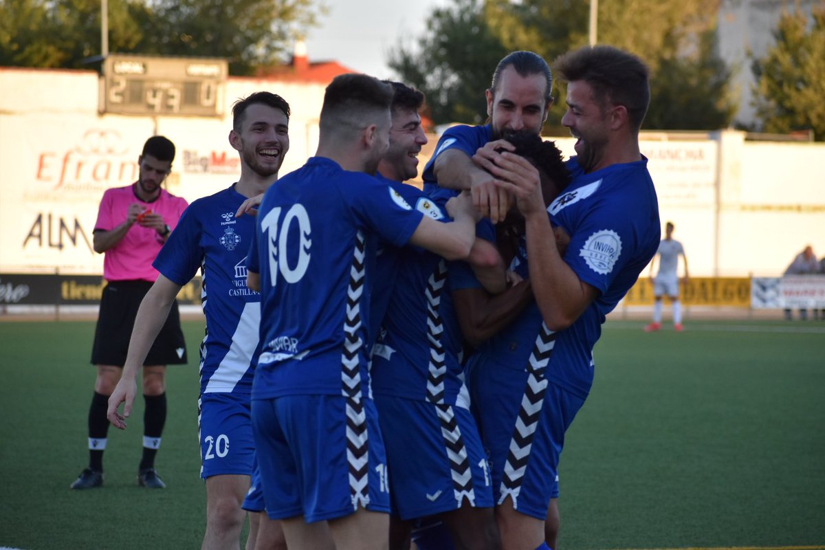 ⚽ CALENDARIO FIN DE SEMANA ⚽

Primera autonómica preferente 

🏆 7° Jornada de liga
🆚 CF La Solana
🕖 17:00
📅 Domingo 17 de Octubre
🏟️ La Moheda

Derbi por todo lo alto en el que necesitamos tu apoyo. ¡Vamos todos a La Moheda! 

#VamosManzanares💙