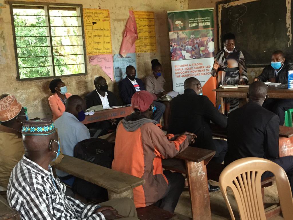 ESAFFUG's tweet photo. ESAFF Uganda together with @ministry_lands , Buganda Land Board and Uganda Law Society sensitizing communities on their land rights during the Land Awareness Week (LAW) 2021 in Namungo sub county, Mityana district. #LAW2021 https://t.co/xs4NblcGMG