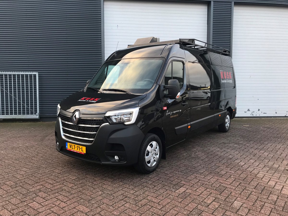 harberstrucks's tweet photo. Nieuwe truck: Renault Master  Kusk  Haarden en Kachels is geplaatst op https://t.co/4DrRXvn4rv https://t.co/Yv6SlEq6bd