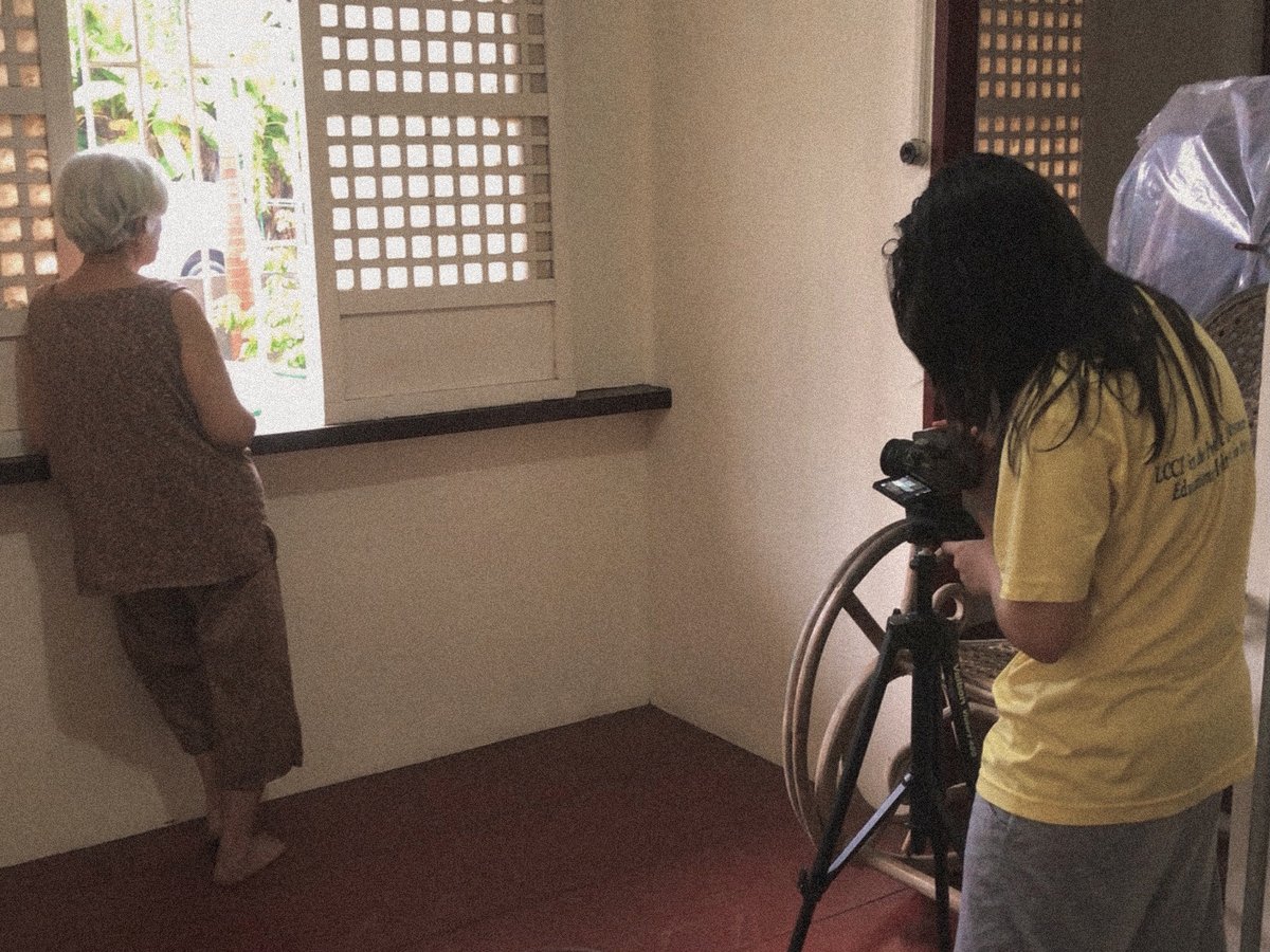 _kinoindio's tweet photo. Tingnan ang proseso at ang mga kaganapan sa likod ng kamera kung paano nabuo ang pelikula ni Josennine Marie Miranda na pinamagatang “Paglaon”. Panoorin ang kaniyang thesis film sa CINEYUGTO XI na gaganapin sa ika-14 ng Oktubre 2021, mula 1pm sa Kino Indio FB page via FB Live. https://t.co/TwKRw6J8zz