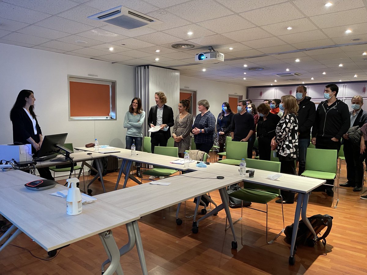 Very proud of ⁦<a href="/LoucineMITOYAN/">Louciné MITOYAN, PhD</a>⁩ for an outstanding PhD défense thanks ⁦@FerrandLab⁩ ⁦<a href="/_jdevos_/">John De Vos</a>⁩ ⁦<a href="/CedricBlanpain/">Cedric Blanpain</a>⁩