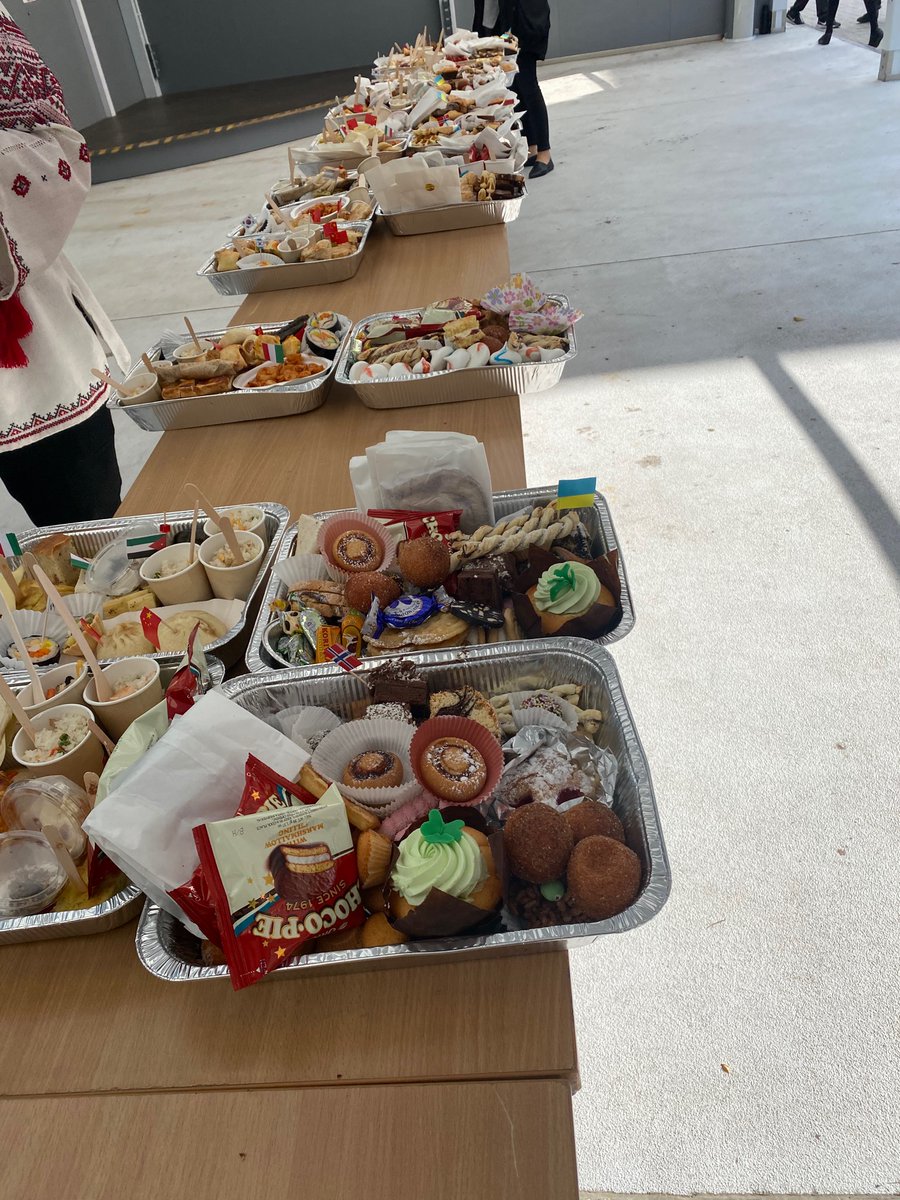 Alex Hands tweet media