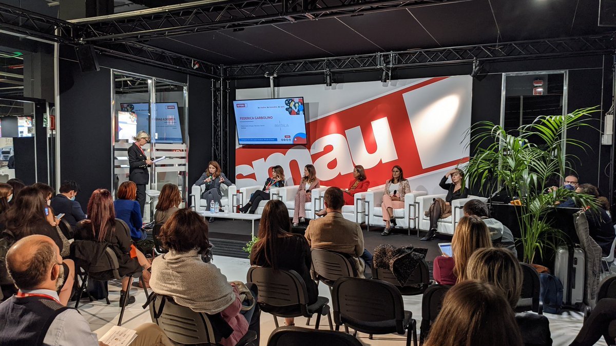 #Imprenditoria al femminile a #Smau 2021 👯‍♀️
@ChiteMilano @mycookingbox @Eu_WomeninVC @Invitalia @apre_it #LaCaricaDelle101