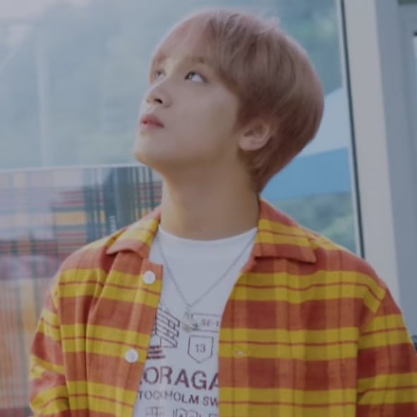 ! (@lhcdoll) on Twitter photo 