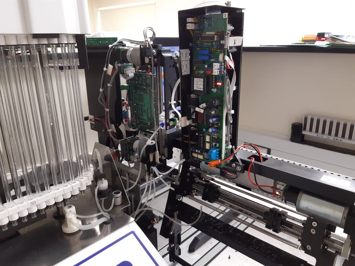 ESHT_Pathology's tweet photo. We've looked into the heart of a @SysmexUK analyser and still have no clue how it works.  Just glad it does.  Great tech support and everything up and running without any fuss. STEM careers cover everything from concept design to patient care. #Pathology #EveryTestMatters #STEM https://t.co/cYAzBHXYUN