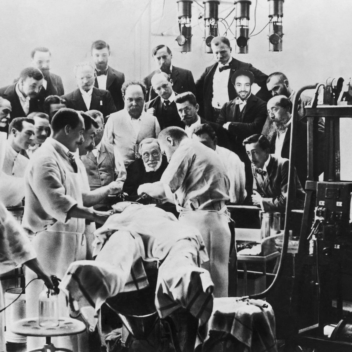 Dear Prof. #RudolfVirchow your lessons were wonderful and I have beautiful memories. You taught us #Anatomy and #Pathology and above all how to relate them each other. You have enlightened our path allowing us to acquire a 360° view of #Medicine. Happy 200° Birthday! #PathTwitter