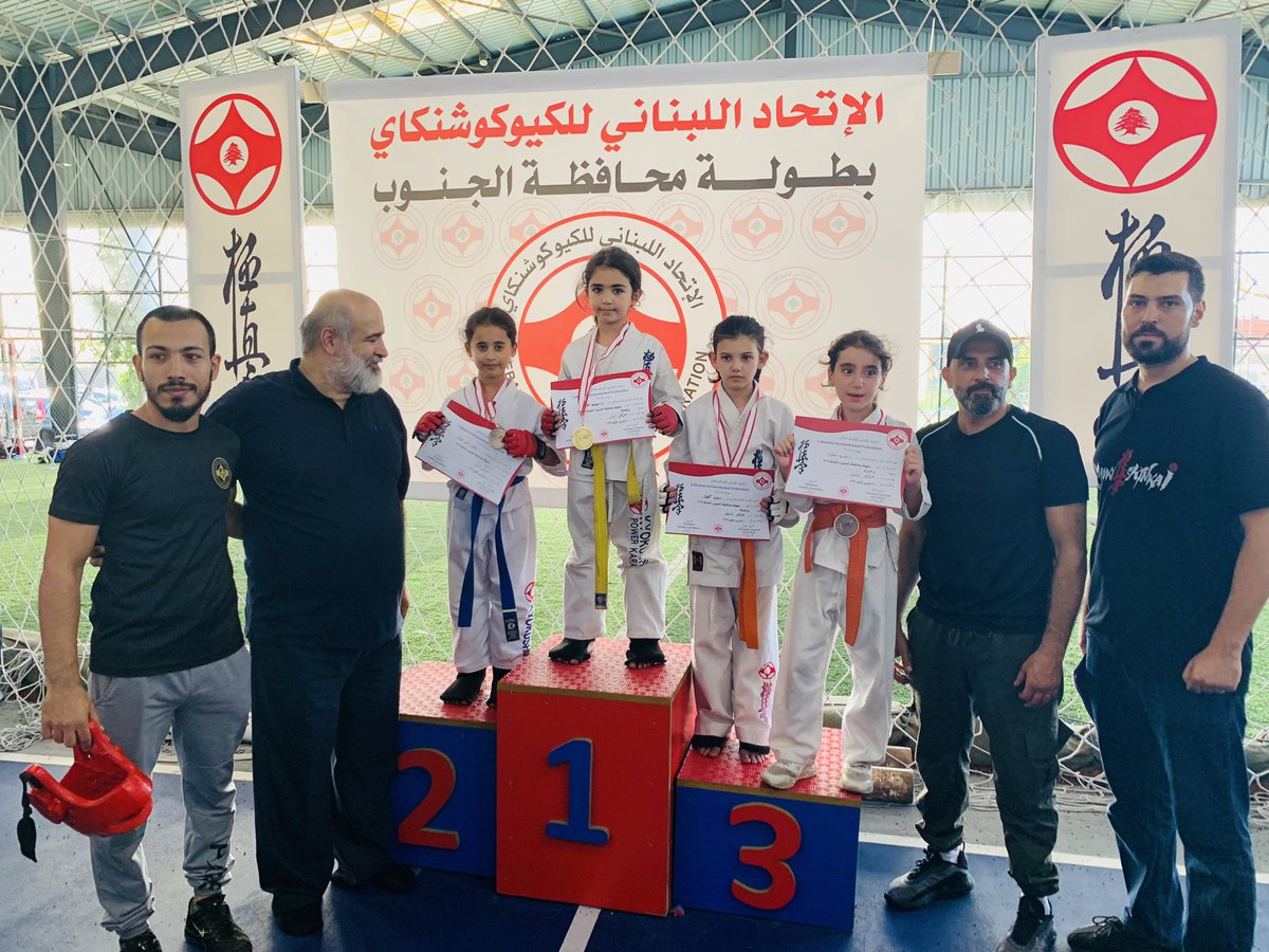 katiasaleh's tweet photo. @HamamMaha @nisrinmasri my little hero ان شاء الله دايماً بالمراتب العليا دين و دنيا❤️❤️ https://t.co/GM1iUTrnwp