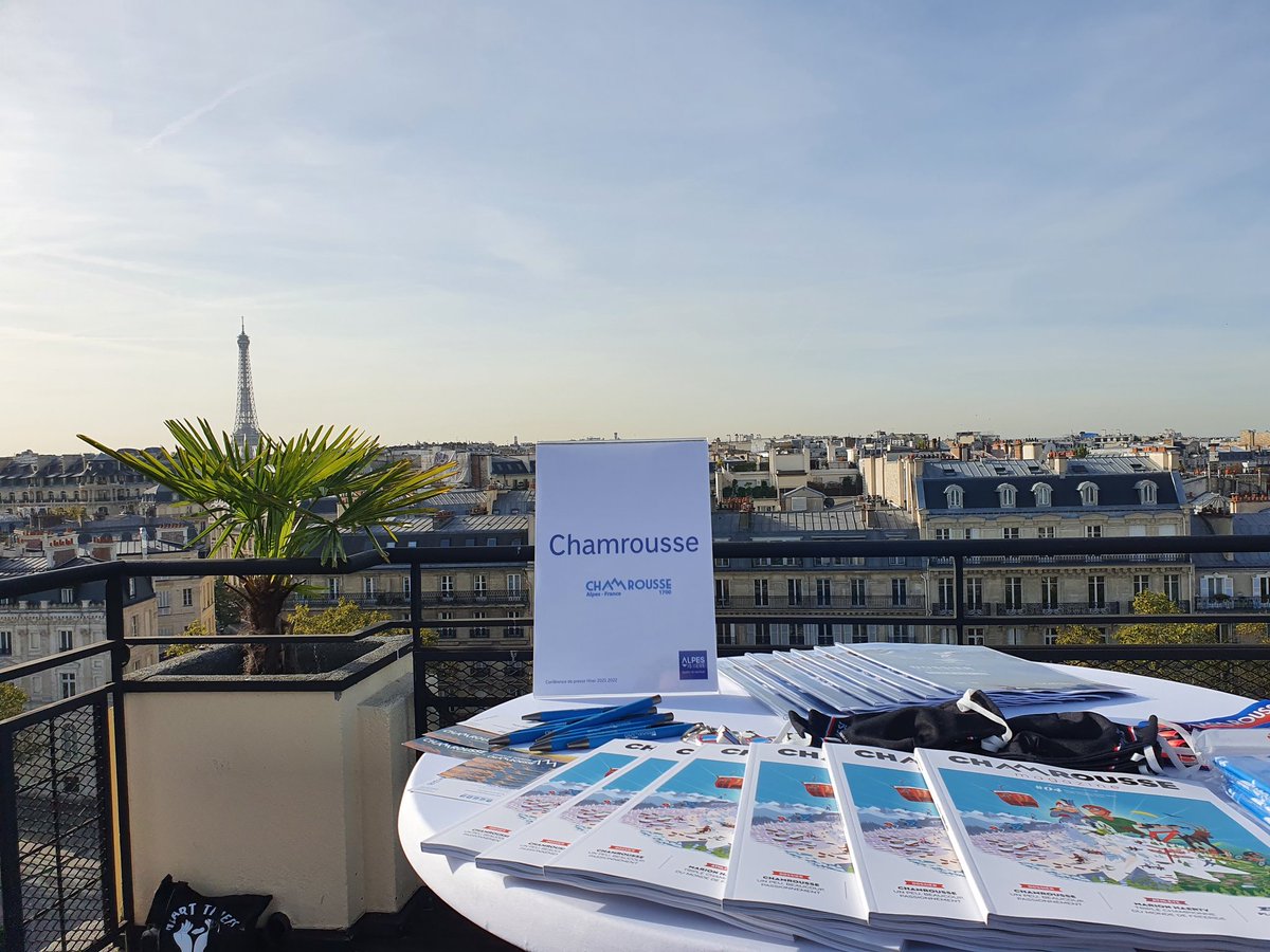 Chamrousse est présente à la conférence de presse du lancement de l'hiver avec <a href="/alpes_ishere/">Isère Attractivité</a>