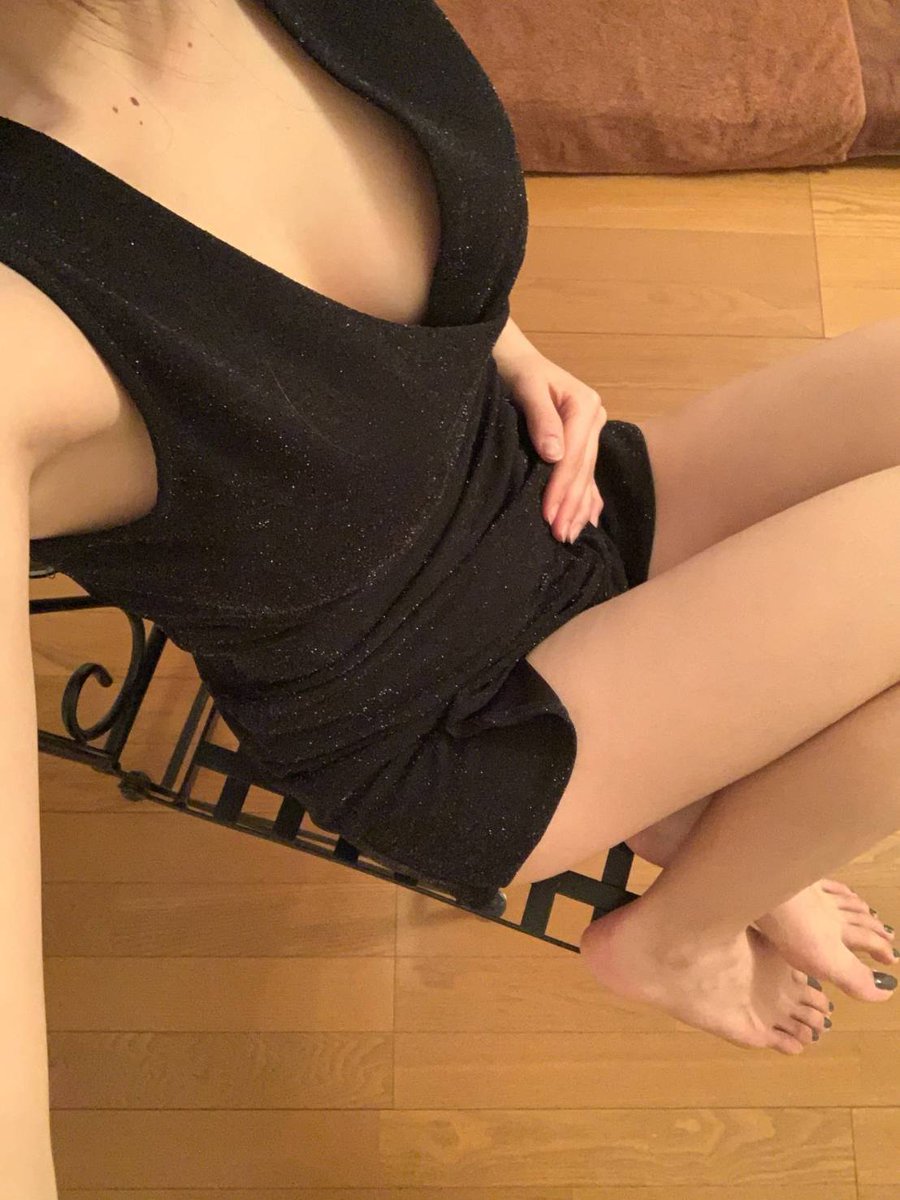 ni_karada's tweet photo. 【只今のご案内状��】
🈹19時00分～　本宮　はるな
🈹19時45分～　君嶋　まゆか
🈹20時45分～　桜木　ののか

▼更に詳しい情報は↓↓にて
 https://t.co/UaSMcerP42

☎08056009610

#福岡メンズエステ #博多メンズエステ #メンズエステ #メンズアロマ #出張 #鼠径部 #完全個室 https://t.co/C7rZFJsGxS