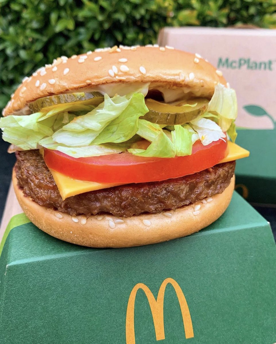 McDonald's UK tweet media