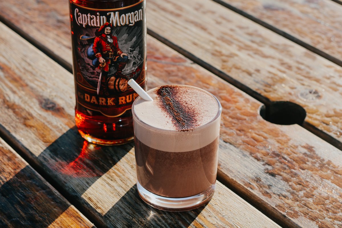 theworkingboat's tweet photo. Looking for an Autumn warmer? Come and try our dark rum and caramel hot chocolate for just £6! ☕🍂
#hotchocolate #autumn #theworkingboat #falmouth #lovefalmouth #cornwall #lovecornwall #captainmorgan #rum #darkrum https://t.co/sfTfXsZ4no