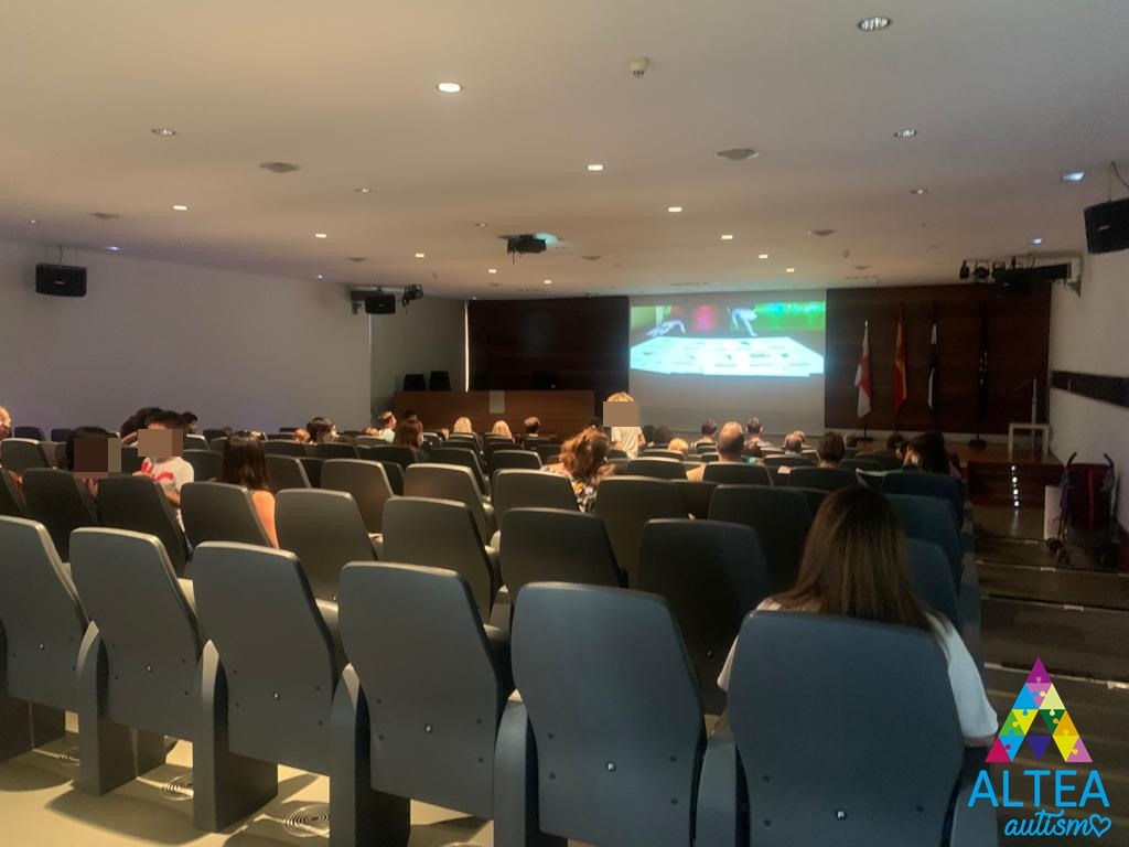 AlteaAutismo's tweet photo. El pasado fin de semana se llevó a cabo la salida de ocio y tiempo libre con nuestros usuarios adolescentes. Sin duda fue todo un éxito. Gracias @MuseoAlmeria
¡¡NOS VEMOS EN LA PRÓXIMA!! 💙💙
#asociaciónaltea #alteaautismo #autismoalmeria #autismo #salidadeocio #inclusión https://t.co/kITaEx9mA4